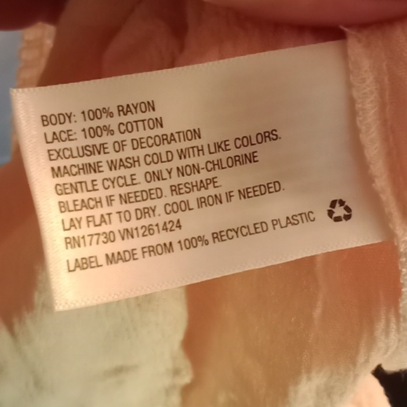 Pale pink top 🩷 - Picture 9 of 10